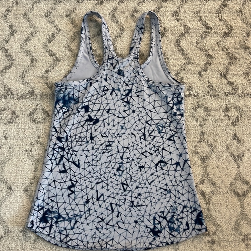 Lululemon Blue Tank - size 6/8 - Picture 5 of 7